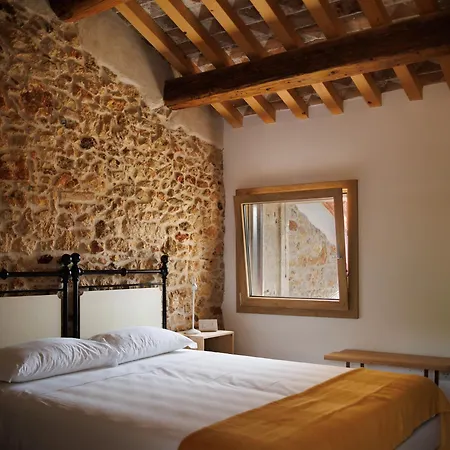 Castel Bricon مزرعة للإقامة لونيغو