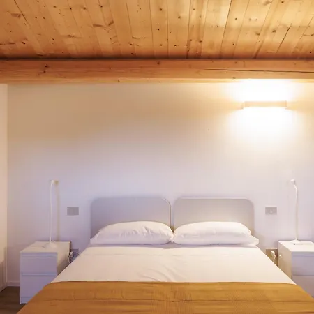 Castel Bricon مزرعة للإقامة