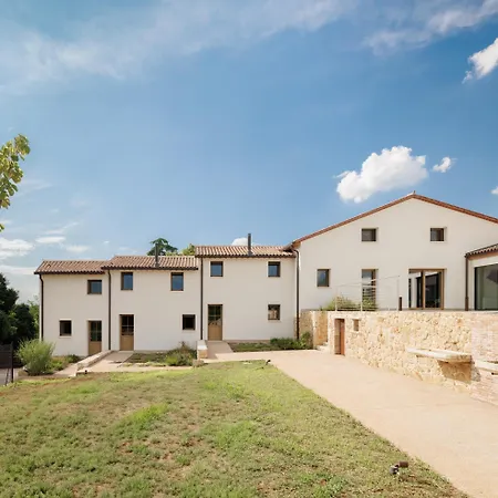 Castel Bricon * لونيغو